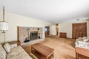 2913 Saranac Dr, South Pymatuning Township, PA 16150 - Photo 7