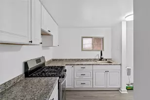 4022 Oswald St, Pittsburgh, PA 15212 - Photo 9