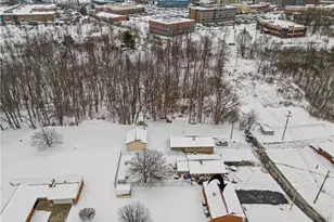 817 Gladden Rd, Canonsburg, PA 15317 - Photo 17