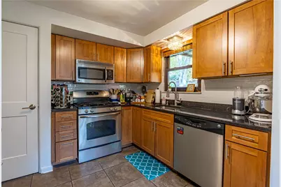 624 Fort Couch Rd, Pittsburgh, PA 15241 - Photo 11