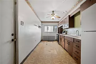 353 Cedarville St, Pittsburgh, PA 15224 - Photo 9