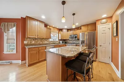 144 Valley Fields Dr, Pittsburgh, PA 15239 - Photo 11