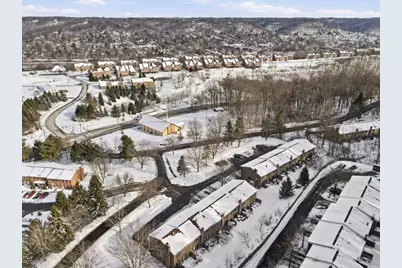 711 Newton Square, Moon/Crescent Twp, PA 15108 - Photo 29