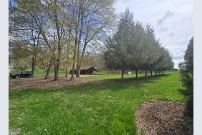 216 Clubhouse Dr, Loyalhanna, PA 15681 - Photo 3