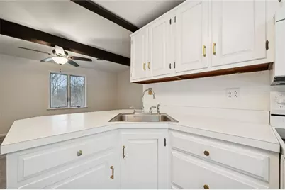 216 Clubhouse Dr, Loyalhanna, PA 15681 - Photo 21