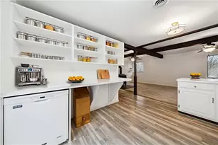 216 Clubhouse Dr, Loyalhanna, PA 15681 - Photo 19