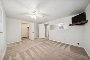 216 Clubhouse Dr, Loyalhanna, PA 15681 - Photo 31