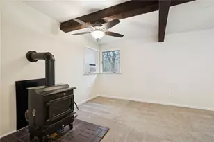 216 Clubhouse Dr, Loyalhanna, PA 15681 - Photo 23