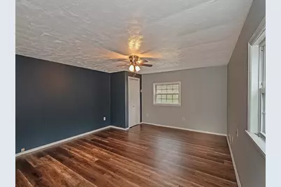 852 Middle Road, Pittsburgh, PA 15234 - Photo 11