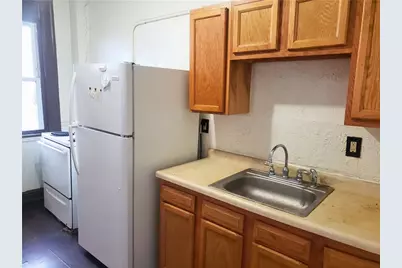 1 Camp Ave #3, Braddock, PA 15104 - Photo 3