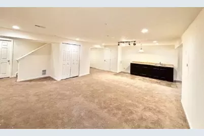 6469 Lindsey Ln, Export, PA 15632 - Photo 5