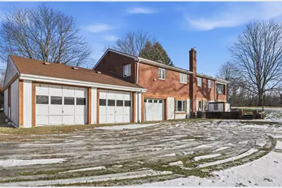 2464 Henry Lane, Pittsburgh, PA 15143 - Photo 3