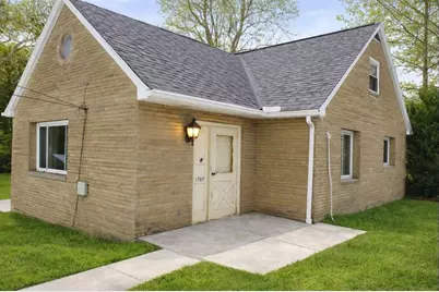 1989 Henderson Ave, Chartiers, PA 15301 - Photo 1