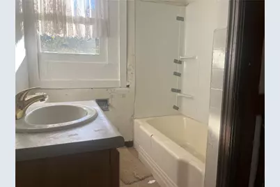 678 McMahon Ave, Monessen, PA 15062 - Photo 13