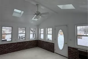 110 Woodbury Dr, Butler, PA 16001 - Photo 9