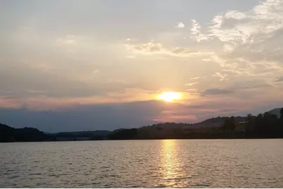 122 Miramar Dr, Pittsburgh, PA 15238 - Photo 9