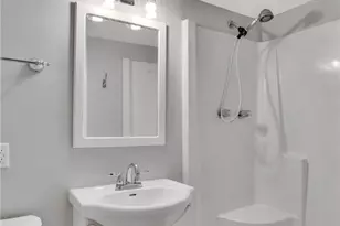 739 Bar Harbor Dr, Pittsburgh, PA 15239 - Photo 23