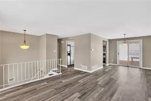 739 Bar Harbor Dr, Pittsburgh, PA 15239 - Photo 9