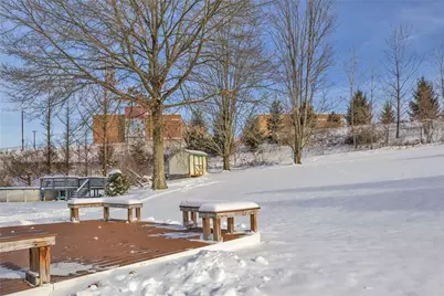 739 Bar Harbor Dr, Pittsburgh, PA 15239 - Photo 27