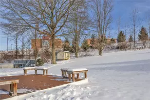 739 Bar Harbor Dr, Pittsburgh, PA 15239 - Photo 27