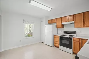 409 Redwood Ct, Ross Twp, PA 15202 - Photo 13