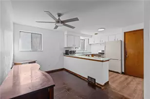 1213 Robinia Dr, Pittsburgh, PA 15221 - Photo 11