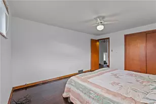 1213 Robinia Dr, Pittsburgh, PA 15221 - Photo 13