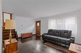 1213 Robinia Dr, Pittsburgh, PA 15221 - Photo 7