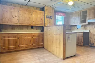512 E 1st Ave, Derry Township, PA 15627 - Photo 5