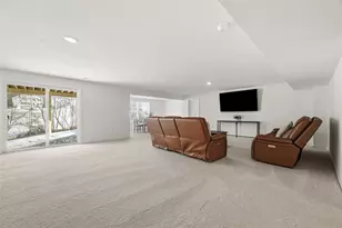 1205 Magnolia Ct, Pittsburgh, PA 15143 - Photo 39