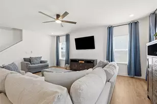 1205 Magnolia Ct, Pittsburgh, PA 15143 - Photo 9