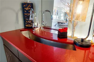 15 Bailey Park Ln, Pittsburgh, PA 15210 - Photo 13