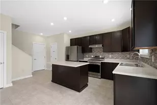 111 Foxhound Dr, Jefferson Hills, PA 15236 - Photo 9