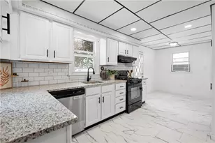 5644 Ollie St, Pittsburgh, PA 15207 - Photo 9