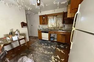 533 Blackhawk Rd, Chippewa Township, PA 15010 - Photo 5