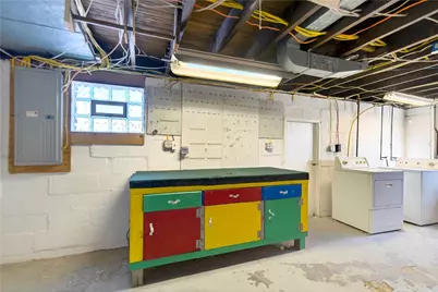 140 4th St, Chartiers, PA 15342 - Photo 39