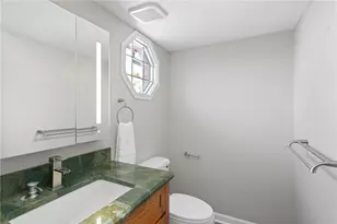 3278 Windstream Dr, Hampton, PA 15044 - Photo 11