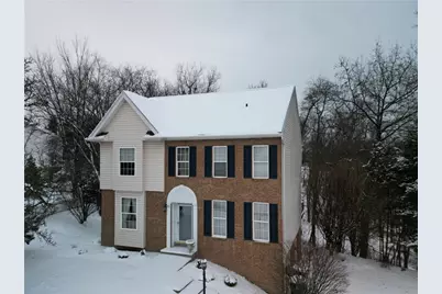 403 Saint James Ct, Cranberry Township, PA 16066 - Photo 3