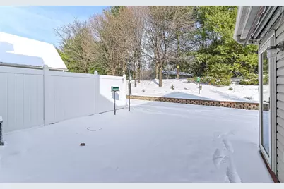 710 Spencer Woods Dr, Pittsburgh, PA 15116 - Photo 21