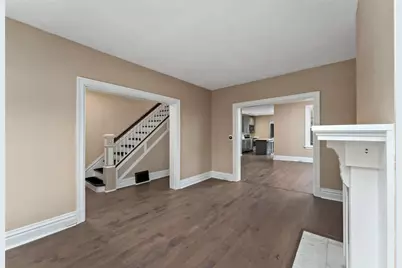 2002 Hampton St, Pittsburgh, PA 15218 - Photo 5