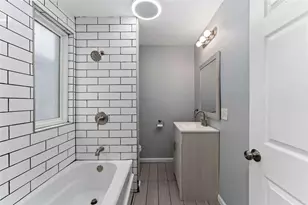 2002 Hampton St, Pittsburgh, PA 15218 - Photo 15