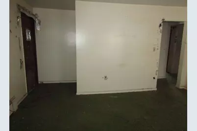 240 E College St, Canonsburg, PA 15317 - Photo 31