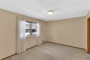 153 Cambridge Dr, Springdale Township, PA 15049 - Photo 21