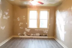 606 Crest Ave, Charleroi Boro, PA 15022 - Photo 31