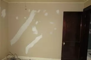 606 Crest Ave, Charleroi Boro, PA 15022 - Photo 7