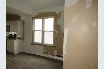 606 Crest Ave, Charleroi Boro, PA 15022 - Photo 29