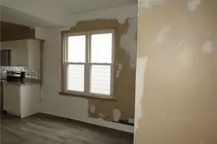 606 Crest Ave, Charleroi Boro, PA 15022 - Photo 29