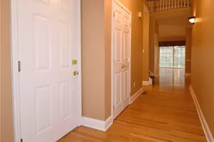 408 Kingsberry Cir, Pittsburgh, PA 15234 - Photo 3