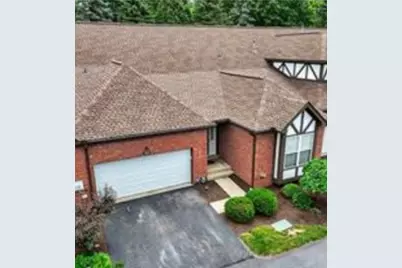 408 Kingsberry Circle, Pittsburgh, PA 15234 - Photo 1