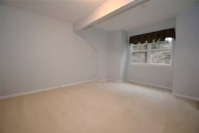 408 Kingsberry Circle, Pittsburgh, PA 15234 - Photo 19